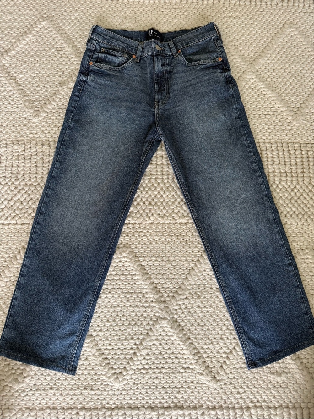 GAP Women’s 90s Loose Straight-Leg Jeans in Vintage Blue